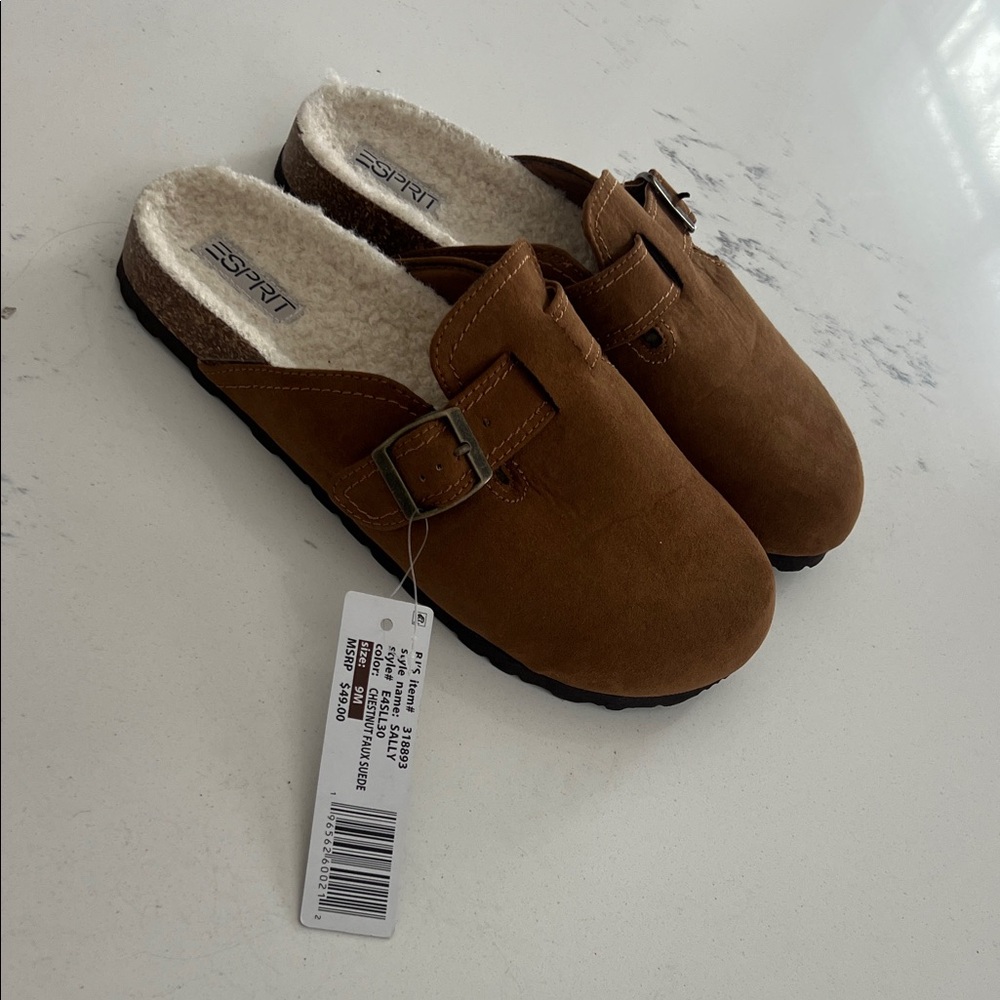 Esprit chestnut slip on with Buckle. Brand new with tag.